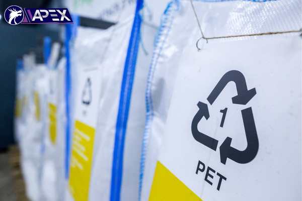 Nhựa PET được ưu đãi nhờ cường độ vượt trội.