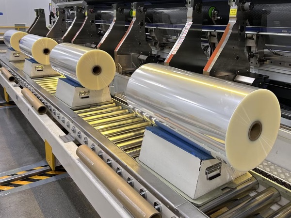 BOPP film is a type of plastic film manufactured from PP resin