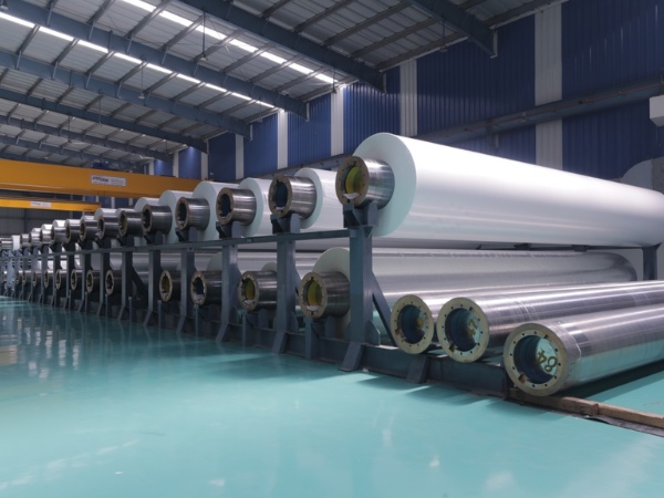 The BOPP film production process is based on biaxial orientation technology