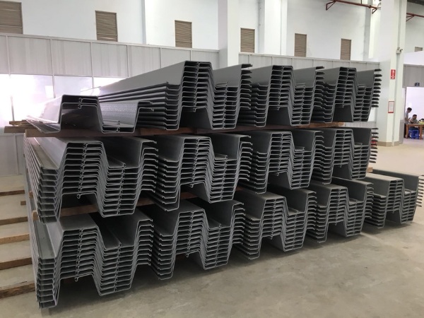 cu-ban-nhua-pvc-1