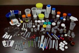 Nhựa y tế là gì? Phân loại, ứng dụng chi tiết